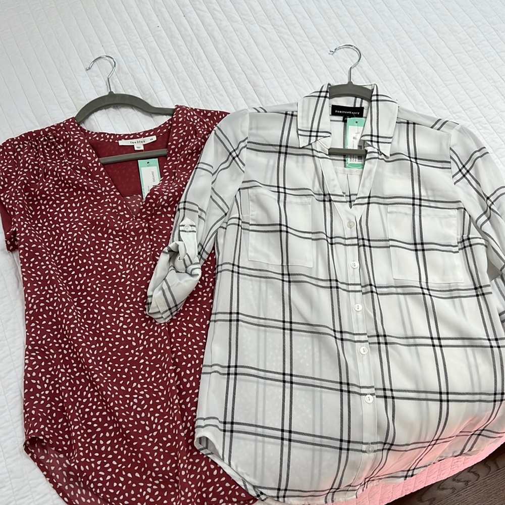 Lot of 2 Women’s Blouses (both NWT) size XS